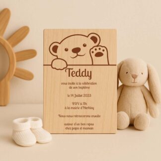 Faire-part de baptême en bois - Petit ourson